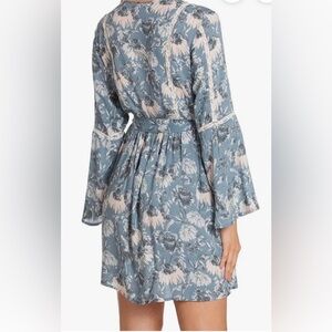 Midnight Bakery - XL  New With Tags - Floral Blue Long Sleeve Robe